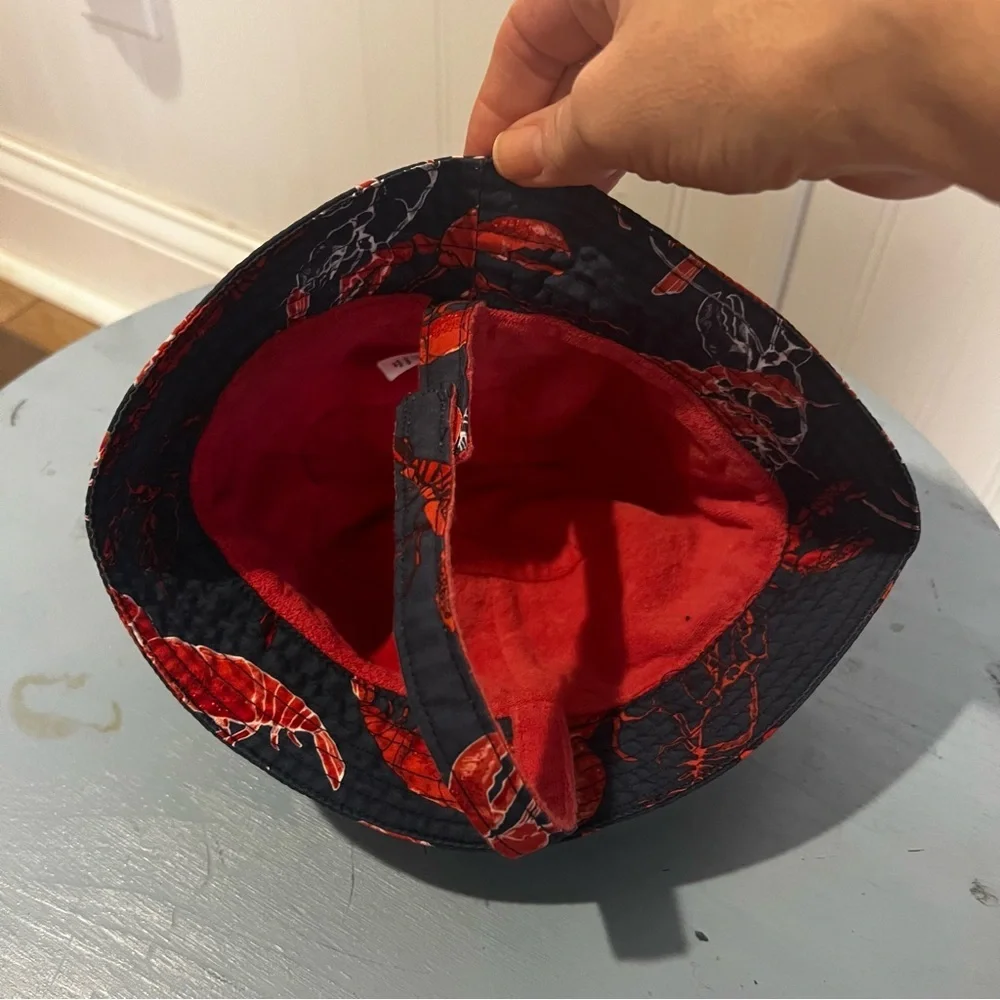 GAP Red and Blue Lobster Print Infant Bucket Hat 12-18 months